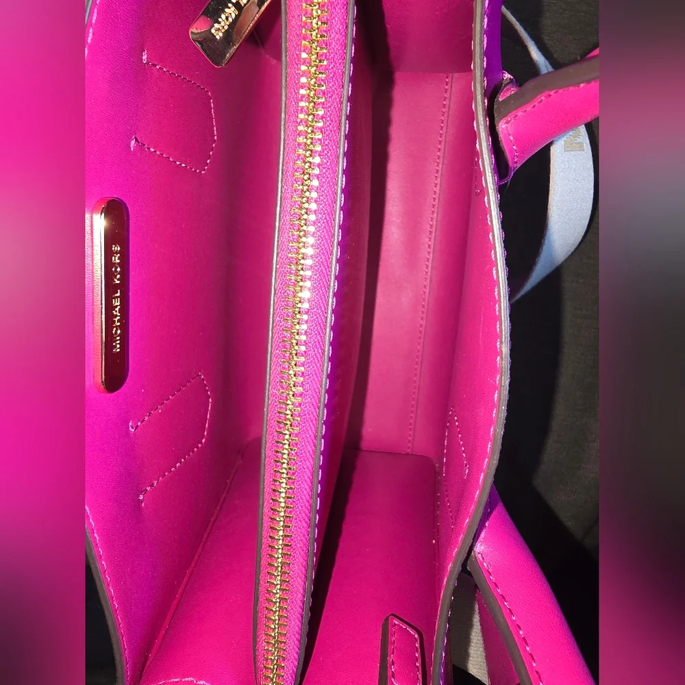 Michael Kors Maple Small Satchel In Dragonfruit Pink